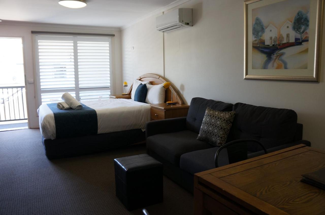 Waves Motel And Apartments Warrnambool Exterior foto