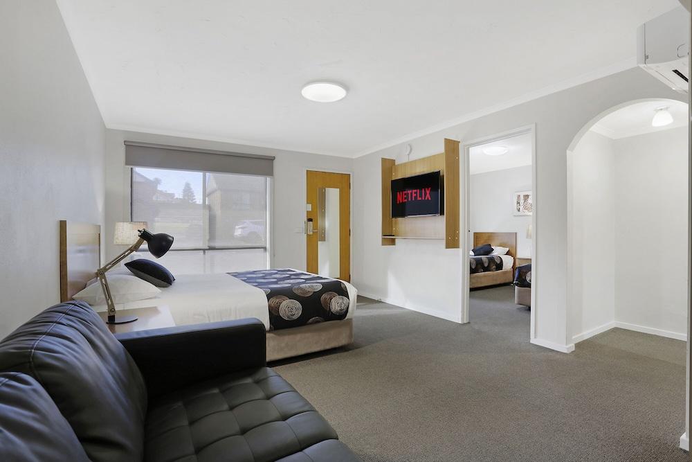 Waves Motel And Apartments Warrnambool Exterior foto